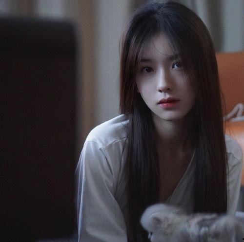 呜呜姐直播间吃瓜,一场吃瓜盛宴，揭秘娱乐圈幕后故事