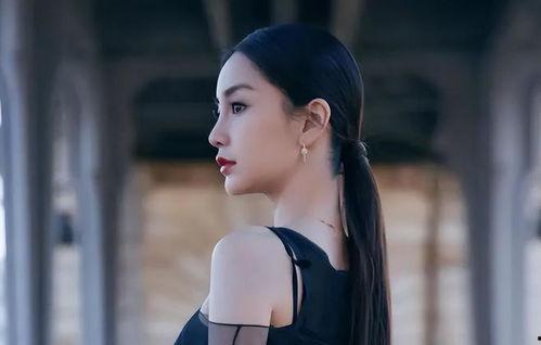 明星新闻头条杨颖,揭秘明星背后的生活点滴