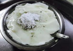 豆腐脑网红,一勺热气腾腾的美食传奇