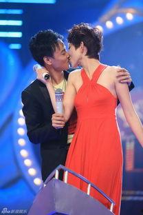 明星夫妻档综艺,甜蜜互动，揭秘明星家庭生活点滴