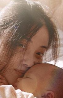 可爱明星宝宝图片,明星宝宝可爱瞬间大盘点”