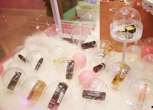 网红口红娃娃机,潮流新宠，美妆控的甜蜜诱惑