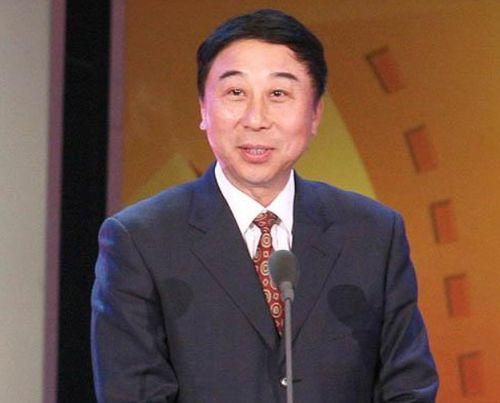 明星开会后的收入